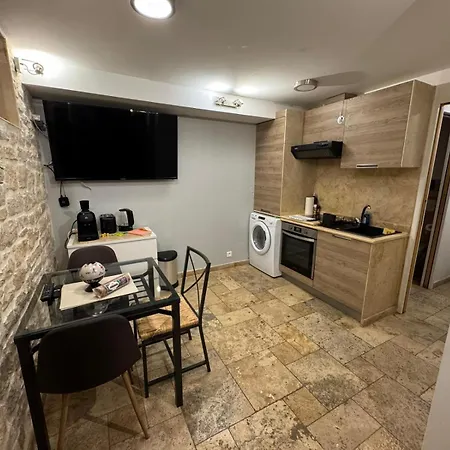 De Charme Le Coin Caché * Digione